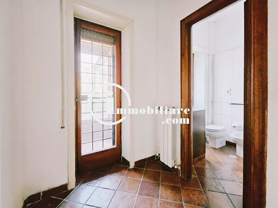 Immagine 19 di Appartamento in vendita  in VIA CASSIA a Roma