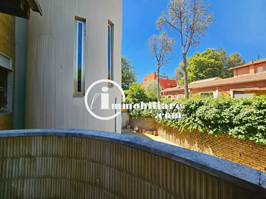 Immagine 23 di Appartamento in vendita  in VIA CASSIA a Roma