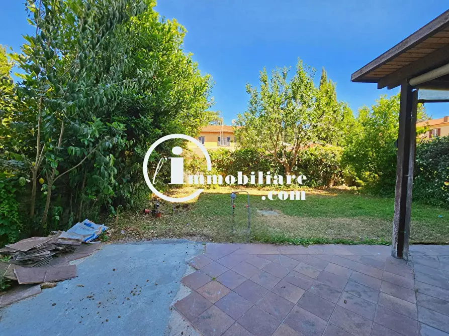 Immagine 26 di Appartamento in vendita  in VIA CASSIA a Roma