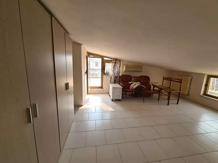 Immagine 12 di Appartamento in affitto  in Viale Crotone a Catanzaro