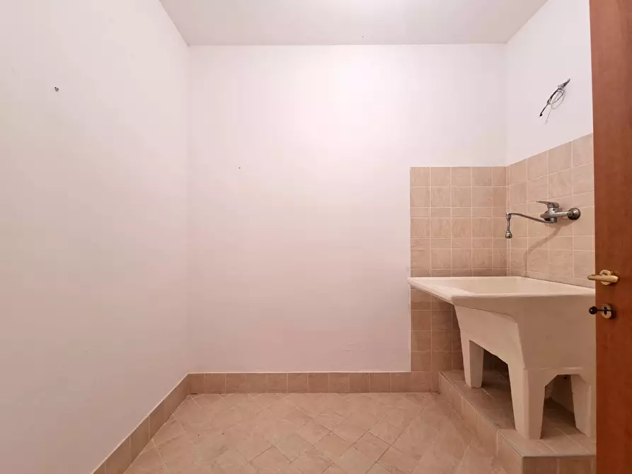 Immagine 22 di Villetta a schiera in vendita  in Via 11 Settembre a Montepaone