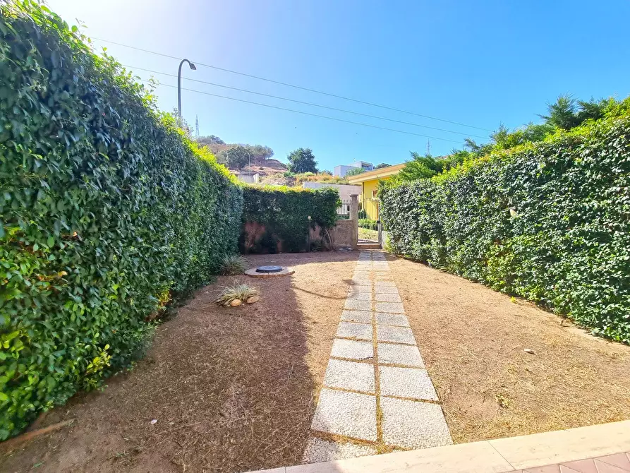 Immagine 18 di Villetta a schiera in vendita  in Via 11 Settembre a Montepaone