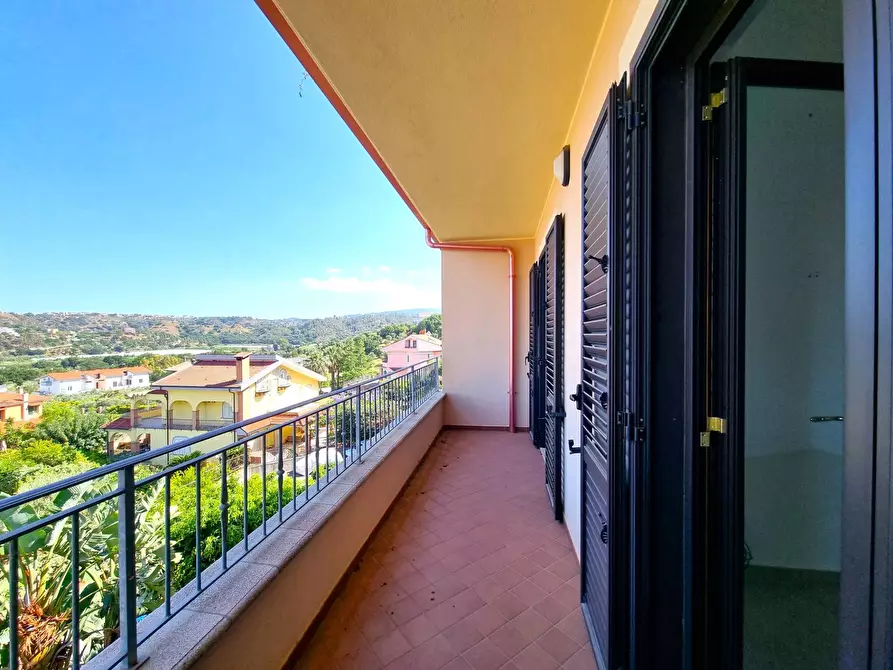 Immagine 9 di Villetta a schiera in vendita  in Via 11 Settembre a Montepaone