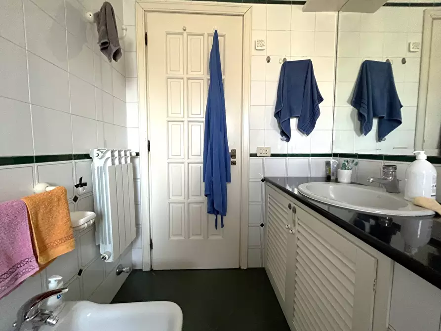 Immagine 10 di Appartamento in vendita  in Via Torrazzo a Catanzaro