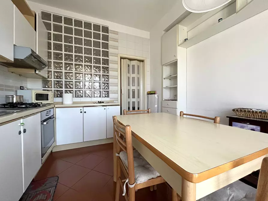 Immagine 5 di Appartamento in vendita  in Via Torrazzo a Catanzaro