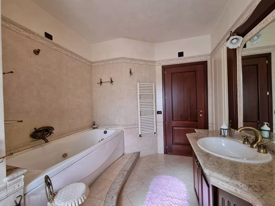 Immagine 17 di Multiproprietà in affitto  in viale dei Feaci a Squillace