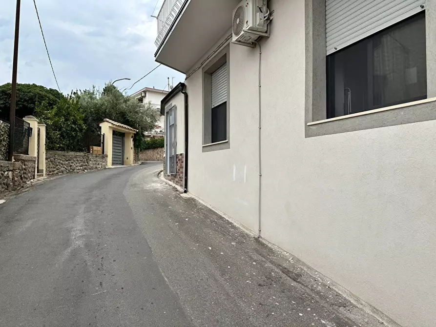 Immagine 12 di Casa indipendente in vendita  in Via Raffaele Grillone a Stalettì