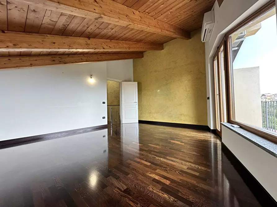 Immagine 21 di Villetta a schiera in affitto  in via Alessandro Turco a Catanzaro