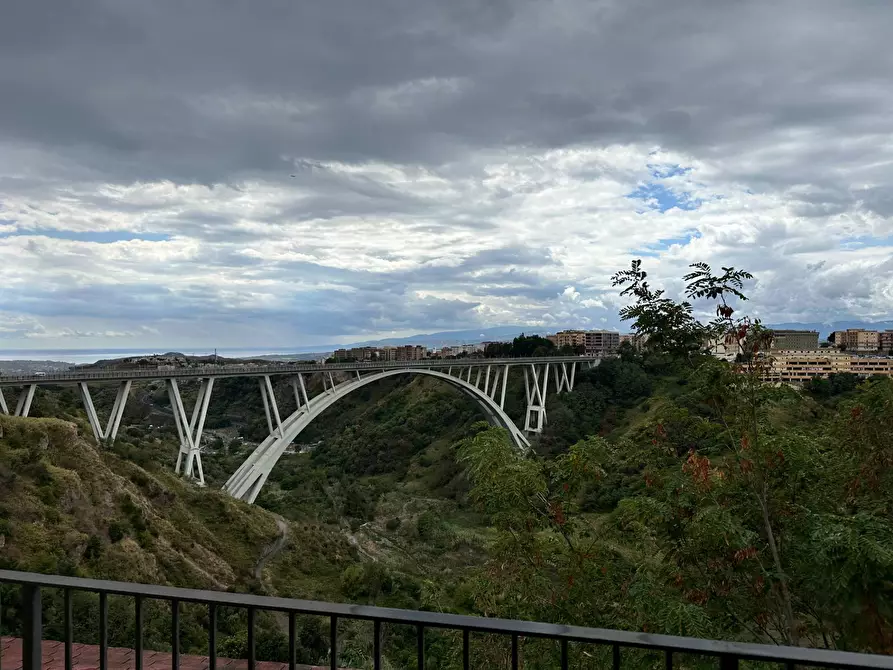 Immagine 22 di Villetta a schiera in affitto  in via Alessandro Turco a Catanzaro