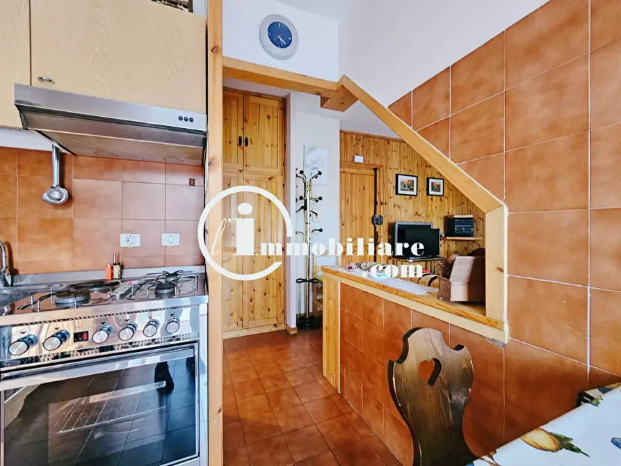 Immagine 12 di Appartamento in vendita  in PIAZZA SURIA a Trevi Nel Lazio