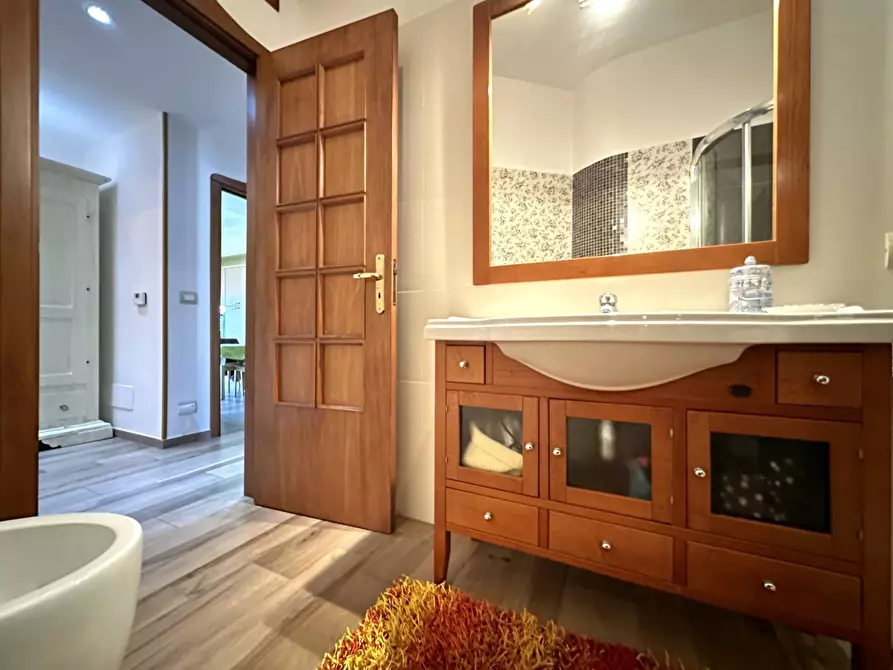 Immagine 25 di Appartamento in vendita  in Via Nuova a Catanzaro