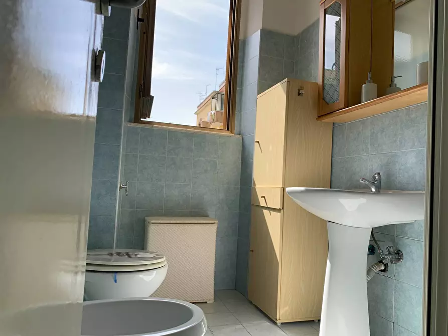 Immagine 16 di Camera in affitto  in via Alberto De Nobili a Catanzaro