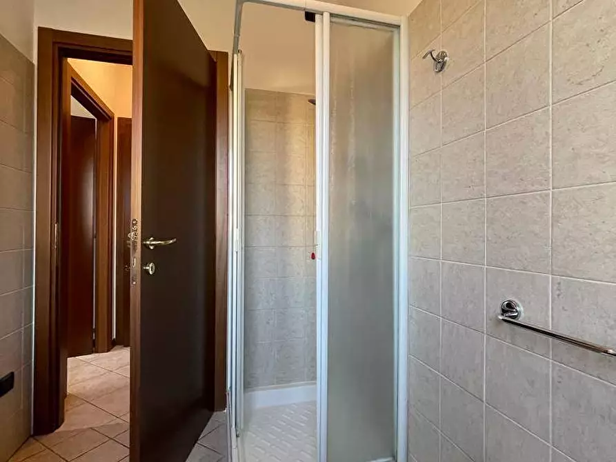 Immagine 12 di Appartamento in vendita  in Via Oberdan a Gallarate