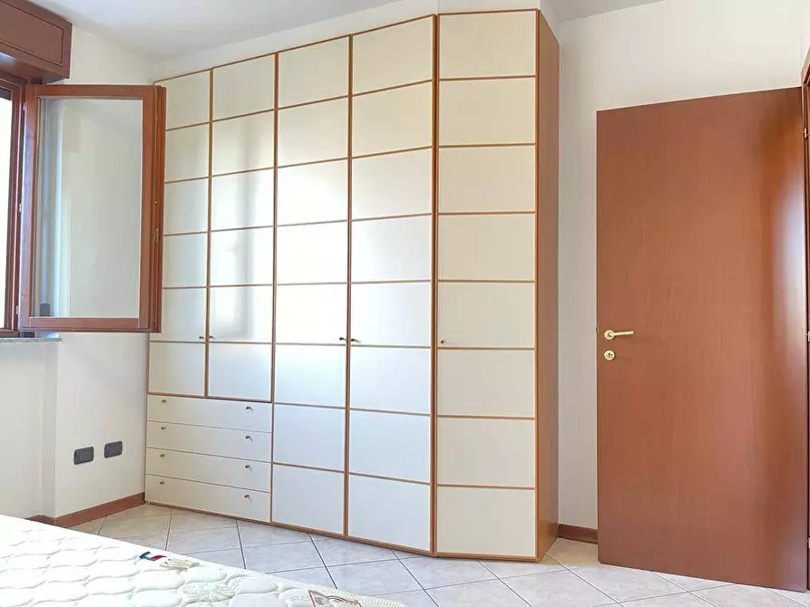 Immagine 14 di Appartamento in vendita  in Via Oberdan a Gallarate