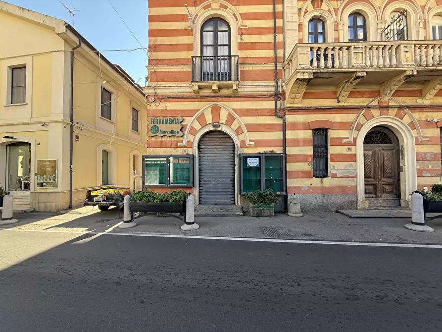 Immagine 1 di Negozio in affitto  in Via Progresso a Catanzaro