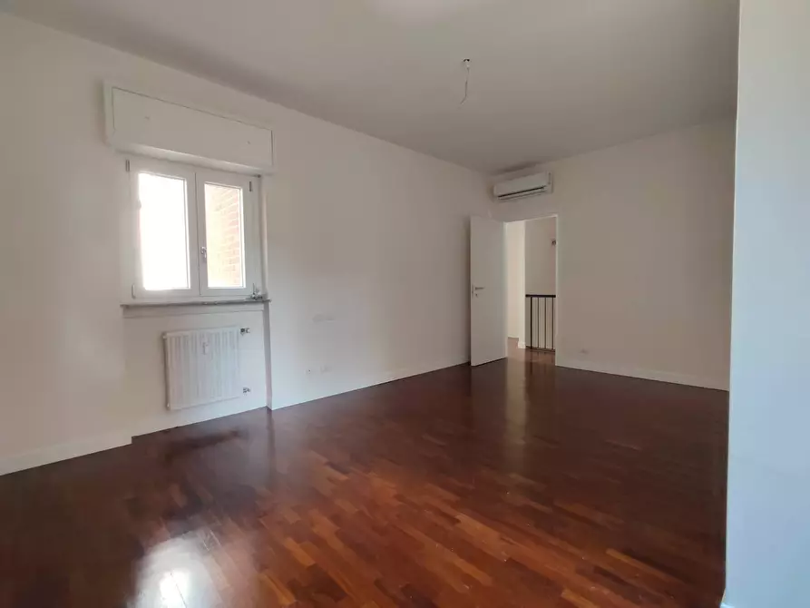 Immagine 21 di Appartamento in vendita  in Via G. Ferraris a Gallarate