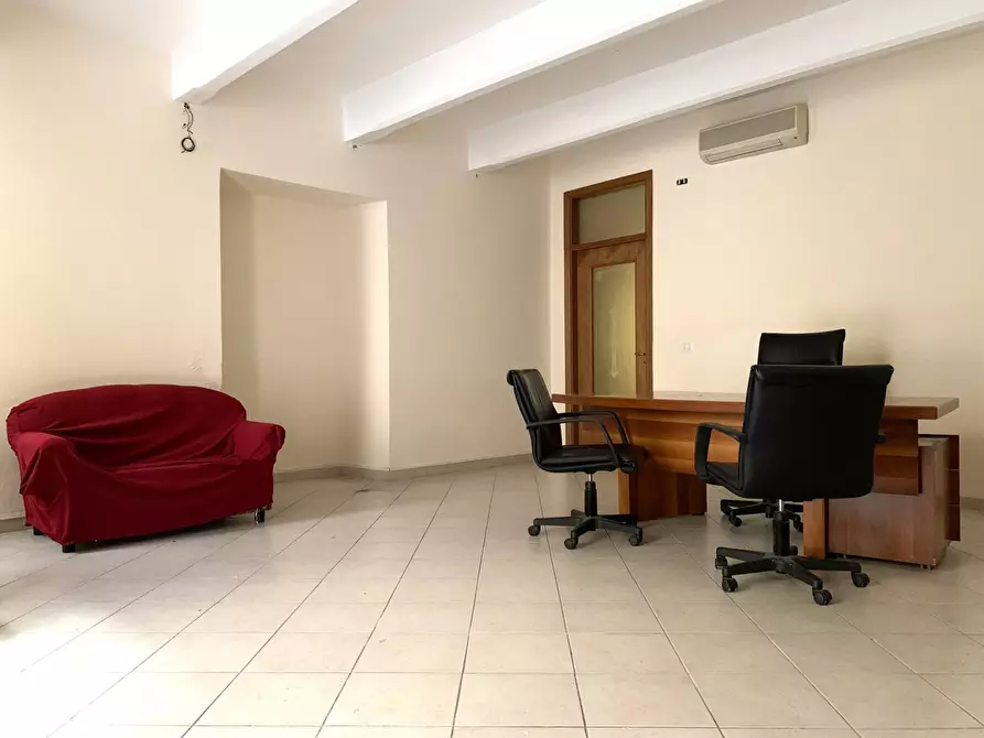 Immagine 1 di Ufficio in affitto  in Corso Mazzini a Catanzaro