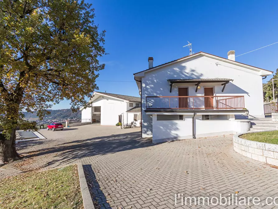 Immagine 11 di Rustico / casale in vendita  in via Pradelle a Verona