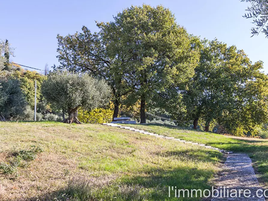 Immagine 13 di Rustico / casale in vendita  in via Pradelle a Verona