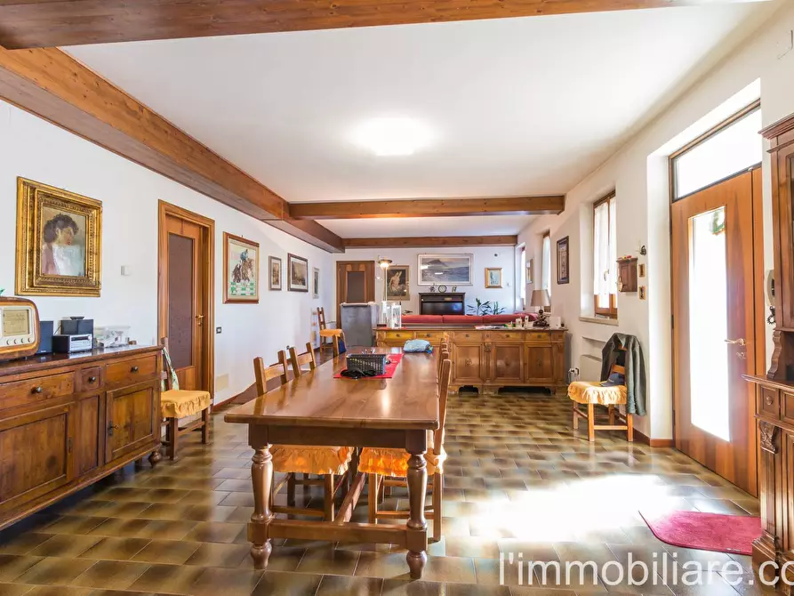 Immagine 19 di Rustico / casale in vendita  in via Pradelle a Verona