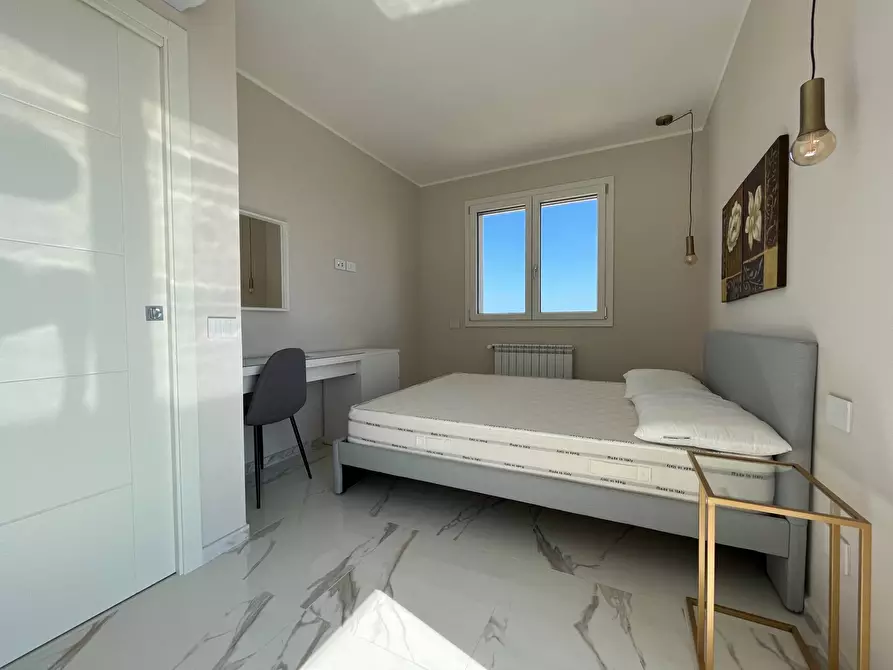 Immagine 9 di Appartamento in affitto  in Viale Crotone a Catanzaro