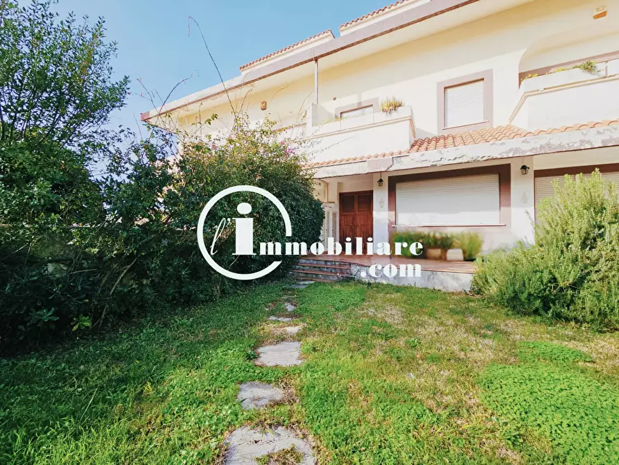 Immagine 2 di Villetta a schiera in vendita  in VIA GIUNONE LUCINA a Santa Marinella