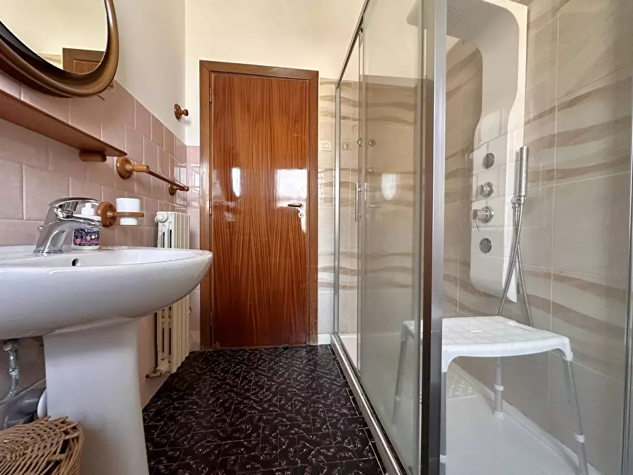 Immagine 8 di Appartamento in vendita  in Via Madonna dei Cieli a Catanzaro