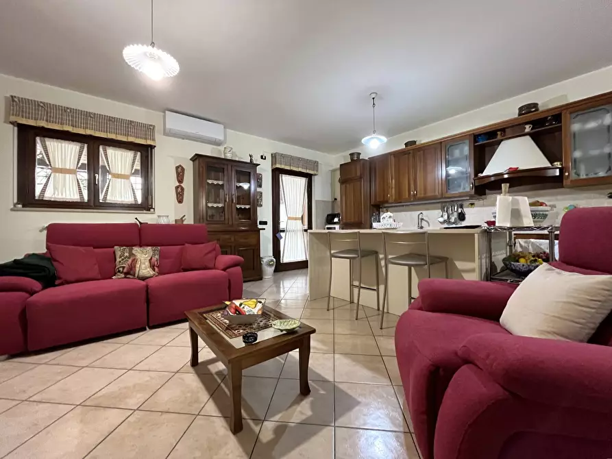 Immagine 3 di Villetta a schiera in vendita  in Via Strada 13 a Catanzaro