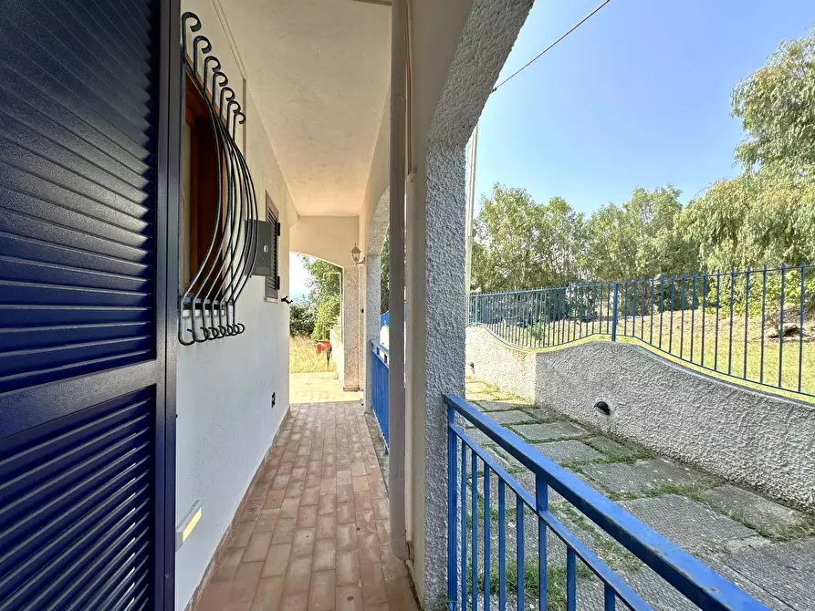 Immagine 5 di Villa in vendita  in Contrada Botterio a Montauro