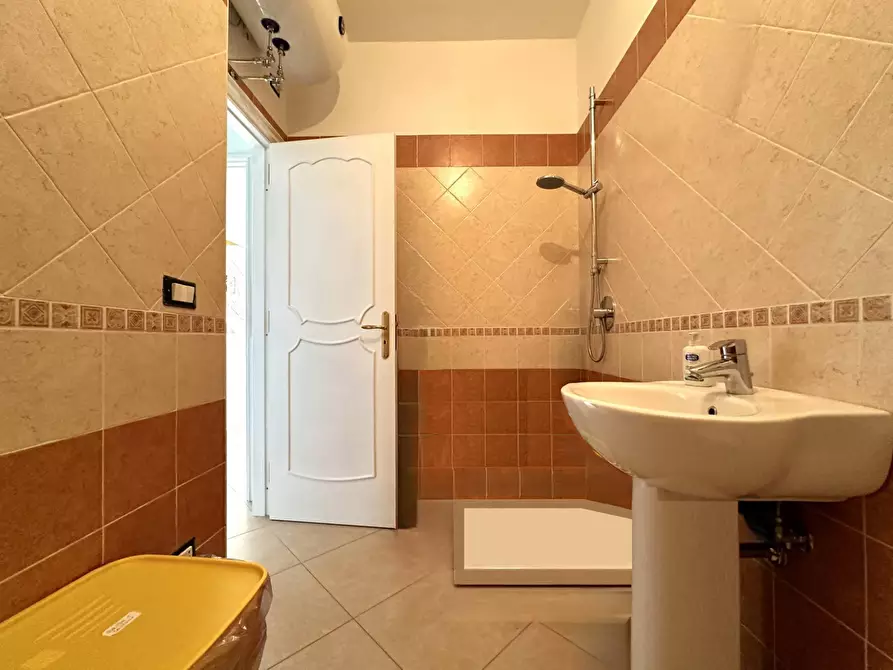 Immagine 8 di Villa in vendita  in Contrada Botterio a Montauro