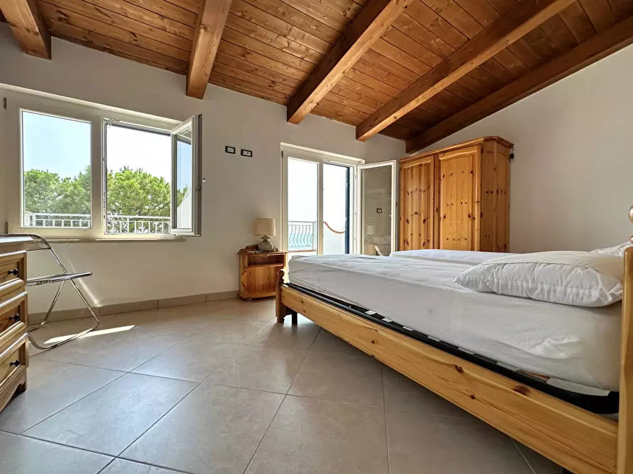 Immagine 25 di Villa in vendita  in Contrada Botterio a Montauro