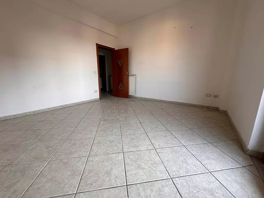 Immagine 20 di Appartamento in vendita  in Via Nazionale Appia a Curti