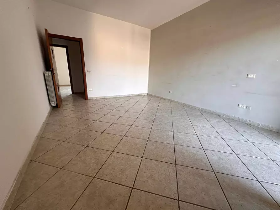 Immagine 26 di Appartamento in vendita  in Via Nazionale Appia a Curti