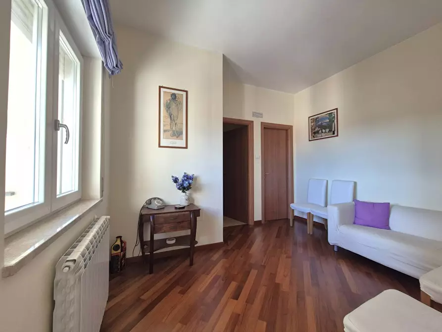 Immagine 3 di Ufficio in affitto  in Viale Crotone a Catanzaro