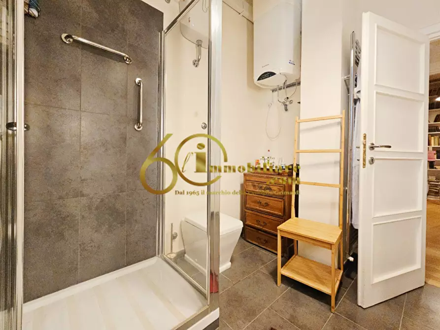 Immagine 23 di Appartamento in vendita  in Via Cornelio Nepote a Roma