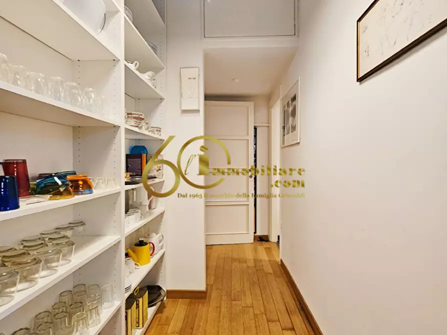 Immagine 27 di Appartamento in vendita  in Via Cornelio Nepote a Roma