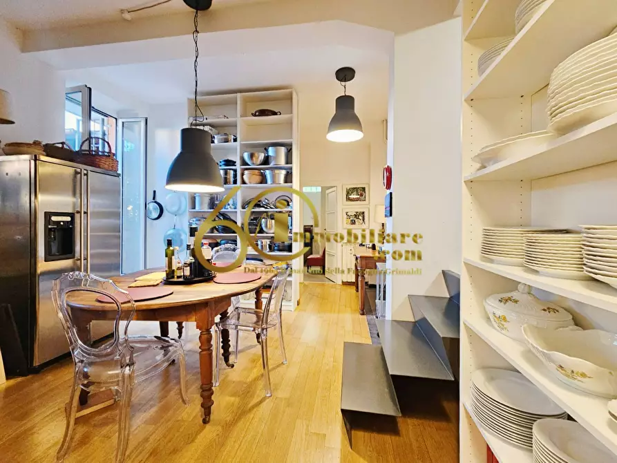 Immagine 29 di Appartamento in vendita  in Via Cornelio Nepote a Roma