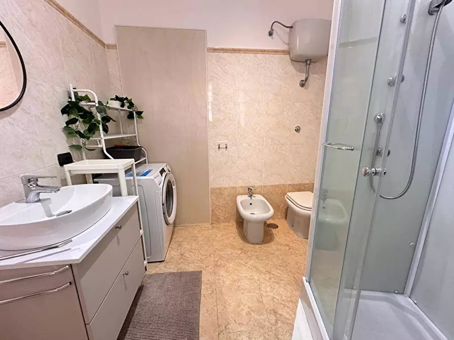 Immagine 19 di Appartamento in affitto  in PIAZZA MADONNA DI POMPEI a Caserta