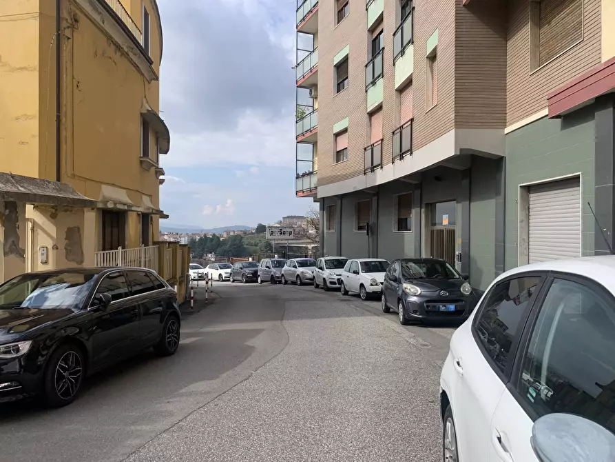 Immagine 5 di Magazzino in vendita  in Via Francesco Crispi a Catanzaro