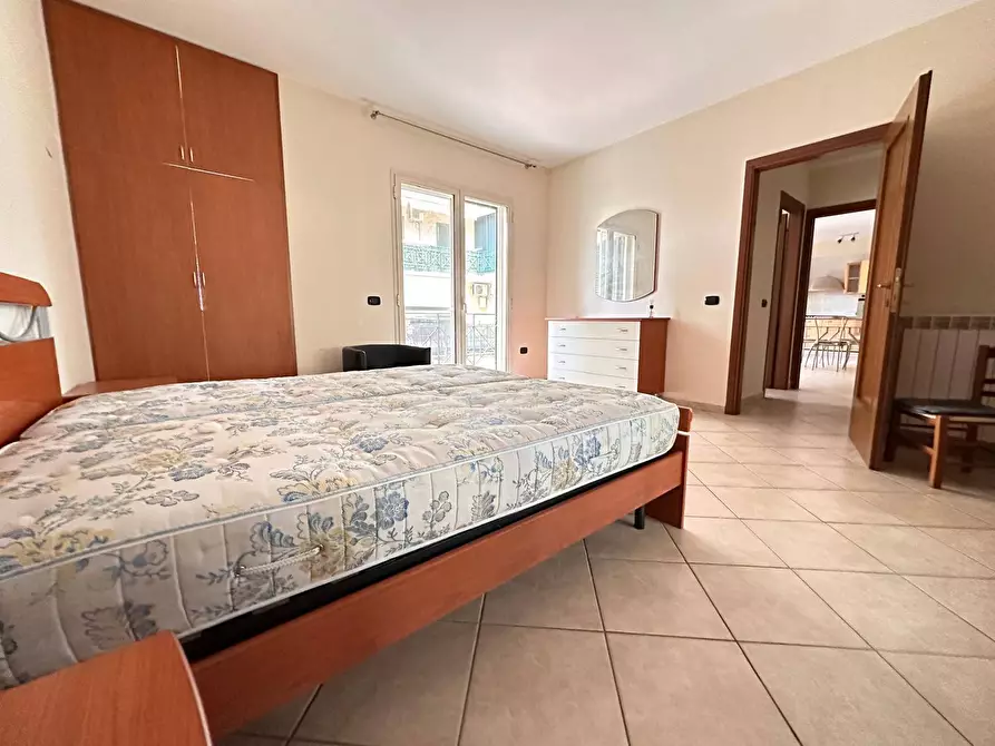 Immagine 21 di Appartamento in vendita  in Via Giuseppe Garibaldi a Casapulla