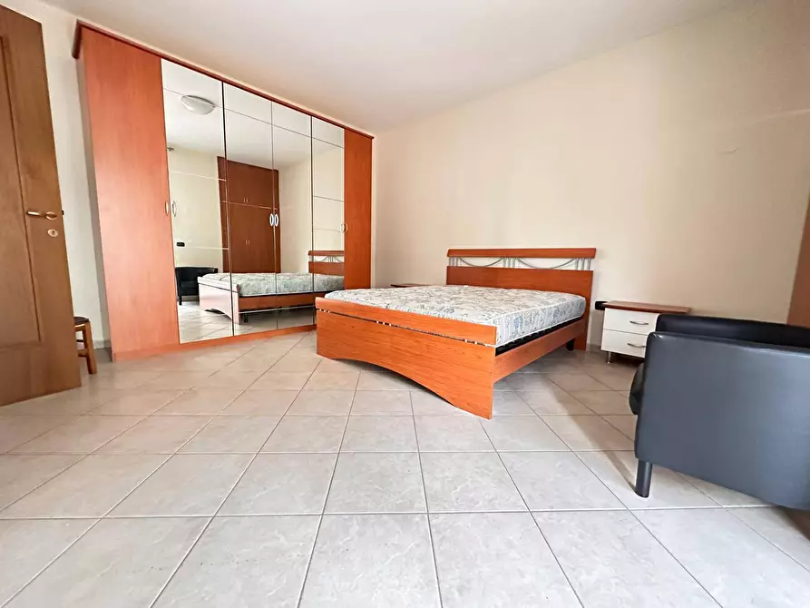 Immagine 22 di Appartamento in vendita  in Via Giuseppe Garibaldi a Casapulla