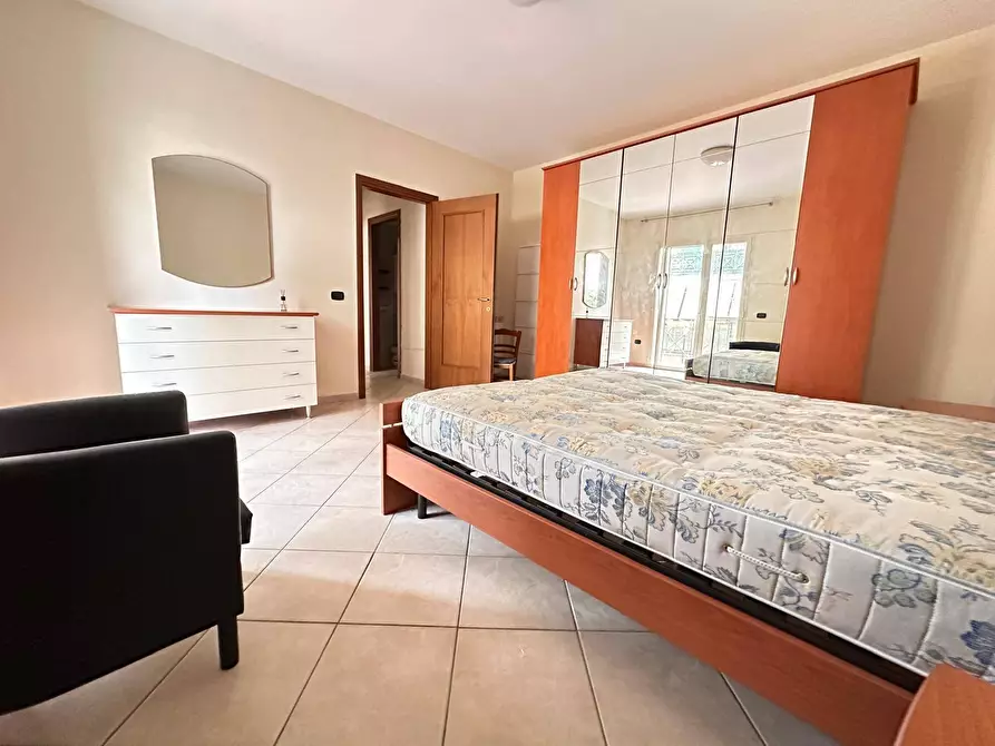 Immagine 20 di Appartamento in vendita  in Via Giuseppe Garibaldi a Casapulla