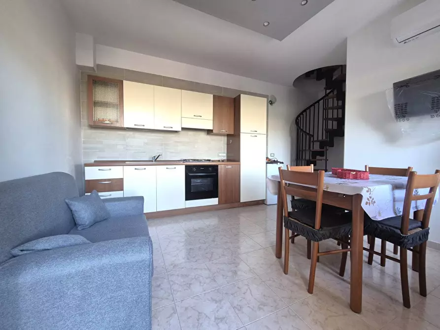 Immagine 1 di Villetta a schiera in affitto  in Villaggio maestrale a Simeri Crichi