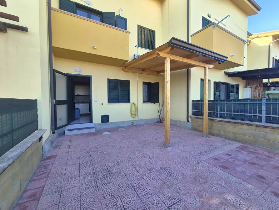 Immagine 11 di Villetta a schiera in affitto  in Villaggio maestrale a Simeri Crichi