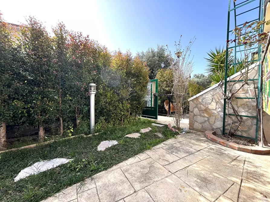 Immagine 13 di Camera in affitto  in viale del turismo a Simeri Crichi