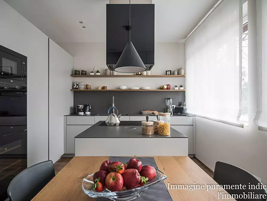 Immagine 5 di Appartamento in vendita  in Via Felice Feliciano a Verona