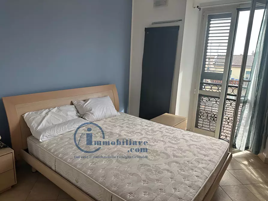 Immagine 9 di Appartamento in affitto  in Via Corsico a Milano