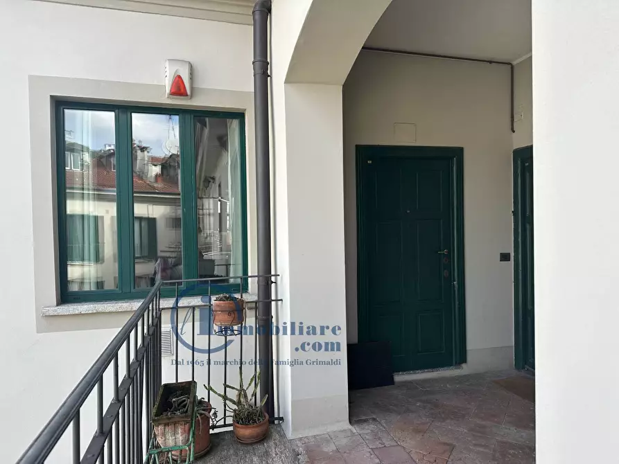 Immagine 16 di Appartamento in affitto  in Via Corsico a Milano