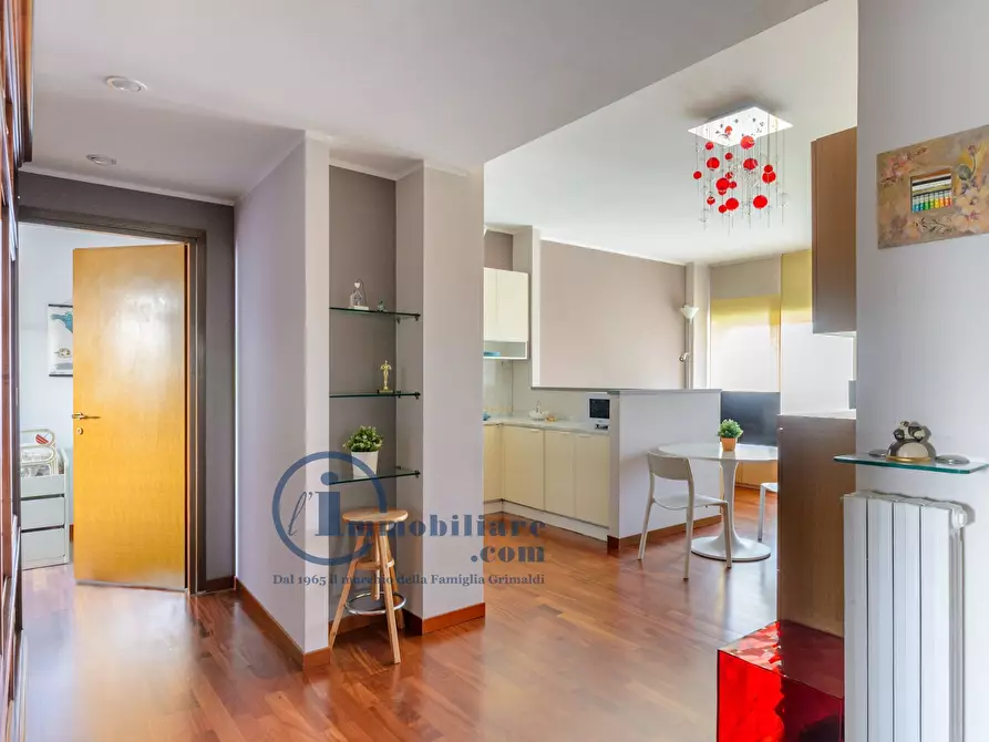 Immagine 8 di Appartamento in affitto  in VIA EUGENIO MONTALE a Milano