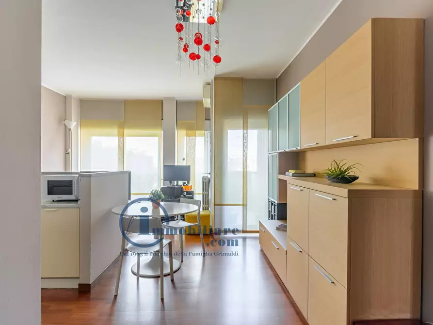 Immagine 9 di Appartamento in affitto  in VIA EUGENIO MONTALE a Milano